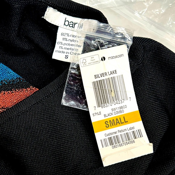 NWT Bar lll Metallic Print Tribal Design Knit 3/4 Sleeve Dress with Low Cut Back - Picture 3 of 7